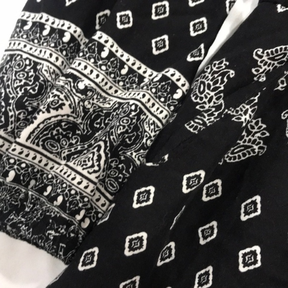 SOLD: LA Hearts Black Tribal Patterned Romper/Playsuit - Picture 3 of 5